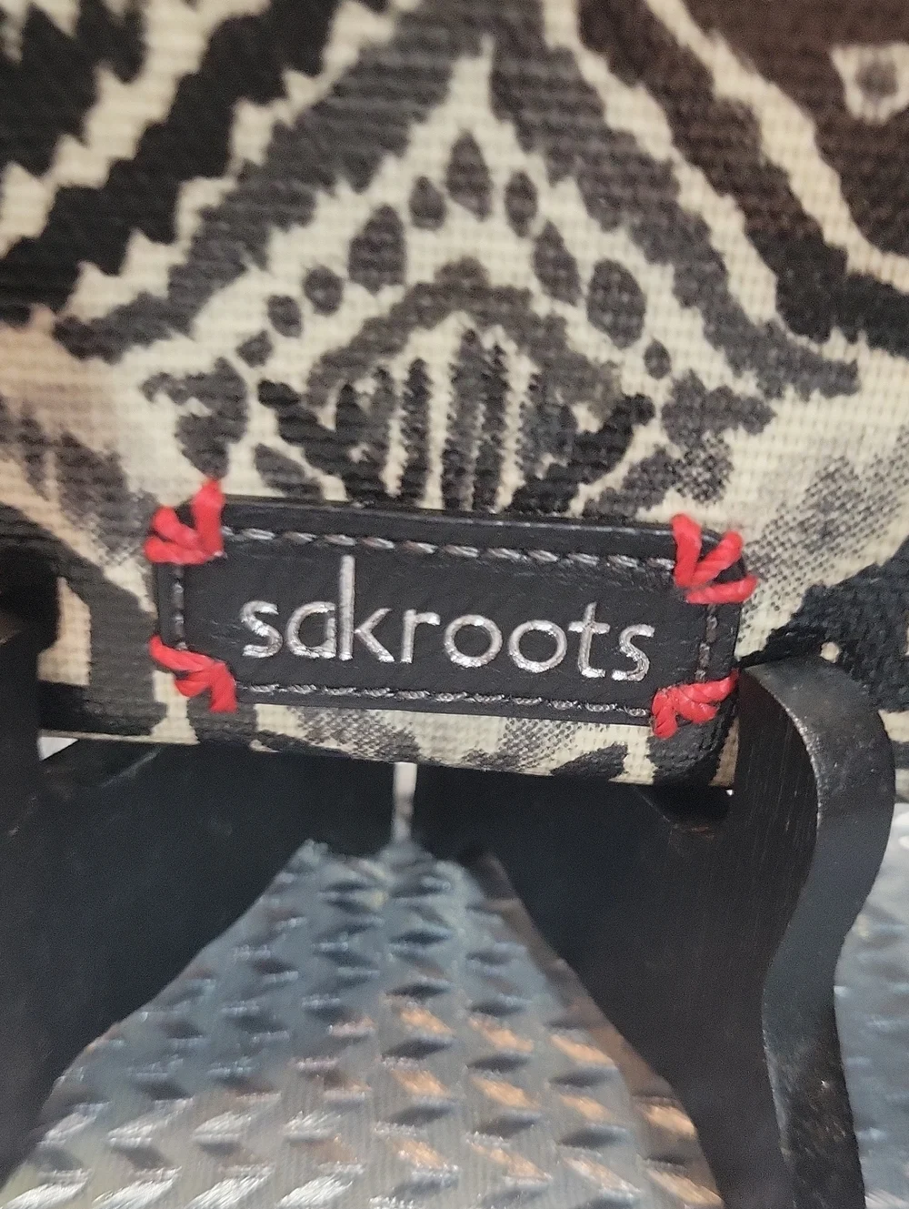 Sakroots Black & Cream Patterned Wristlet Clutch with Detachable Strap